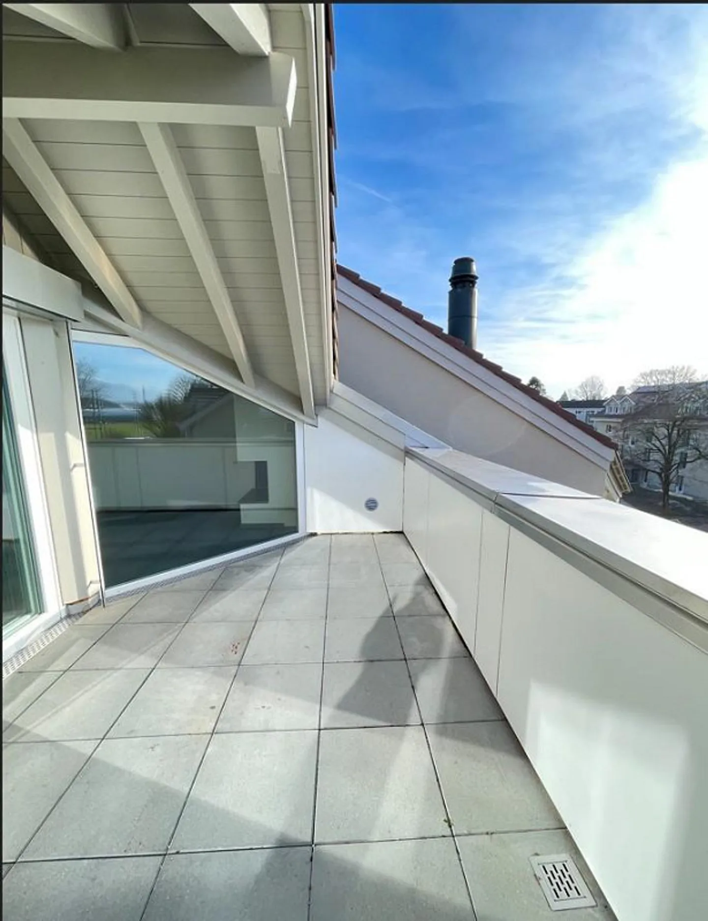 Charming Attic Apartment! - Photo 9 of 10