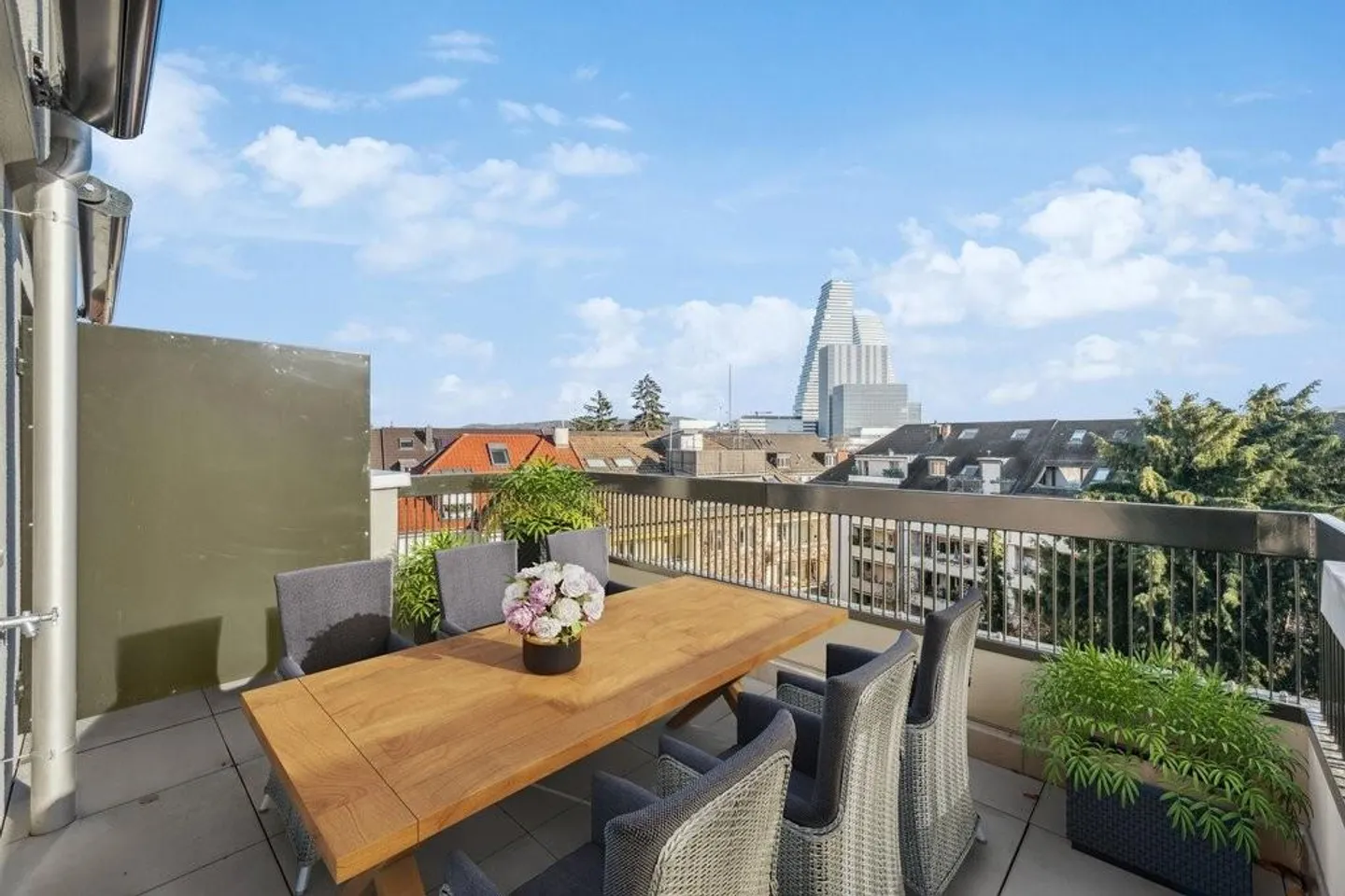 Living with a View Exclusive Penthouse Apartment - Photo 3 of 5