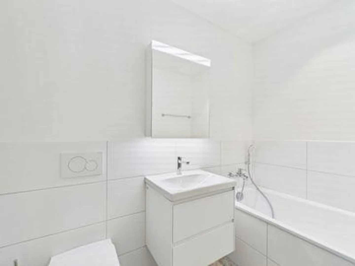 Première occupation - nouvel appartement de 4,5 pièces au centre de Wattwil à louer - Photo 8 sur 12