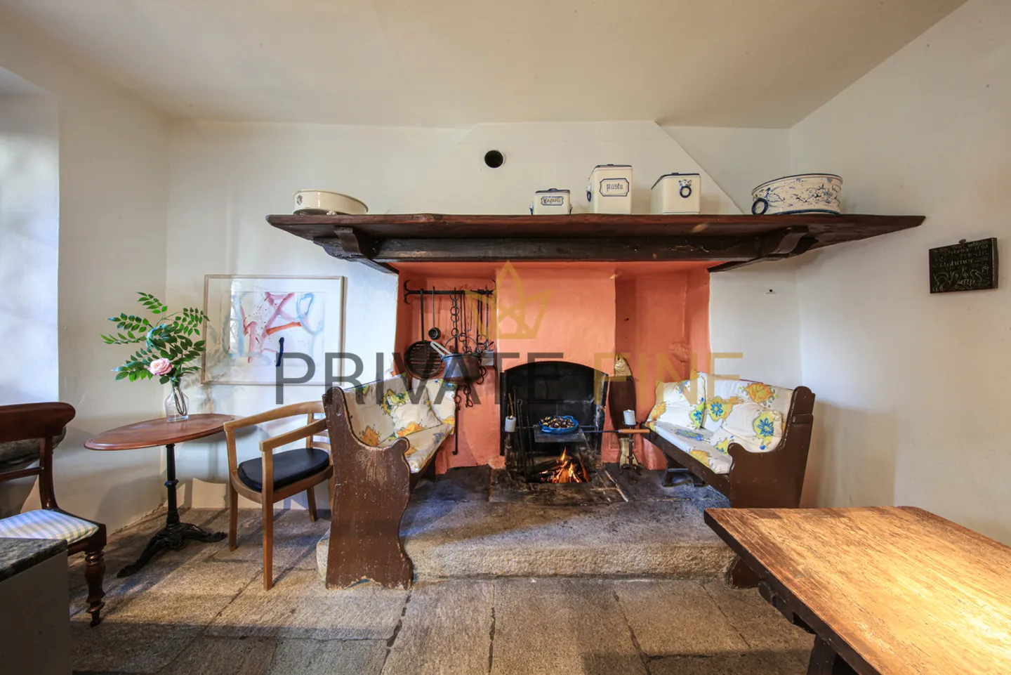 Historic Chalet in Gordola - Photo 4 of 25