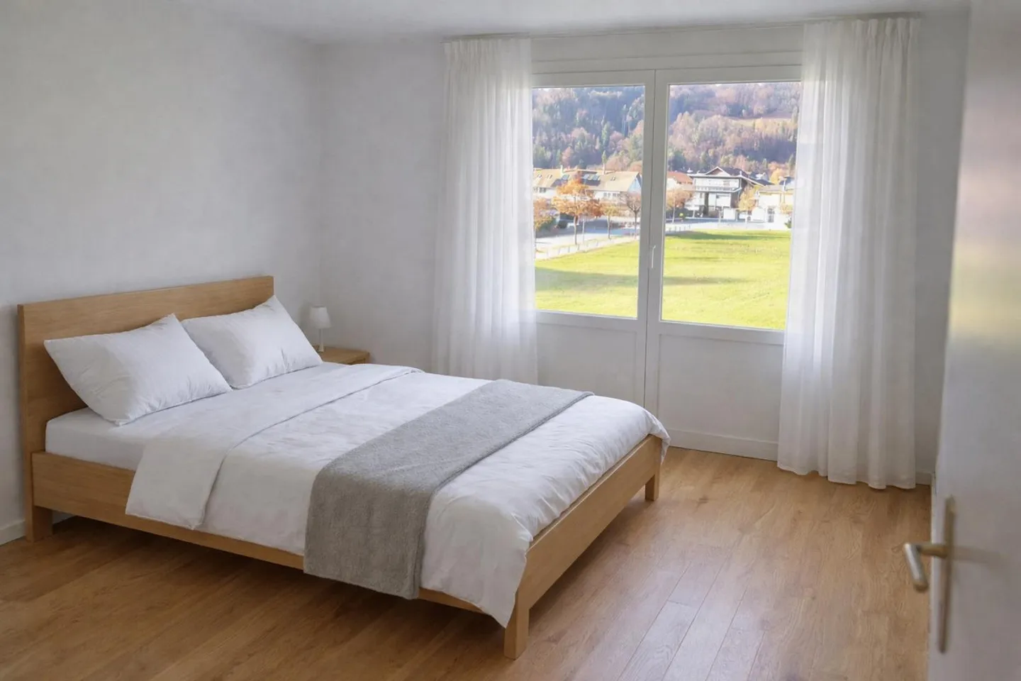 Prima locazione dopo ristrutturazione – Moderno appartamento di 5,5 stanze con vista montagna - Foto 8 di 16