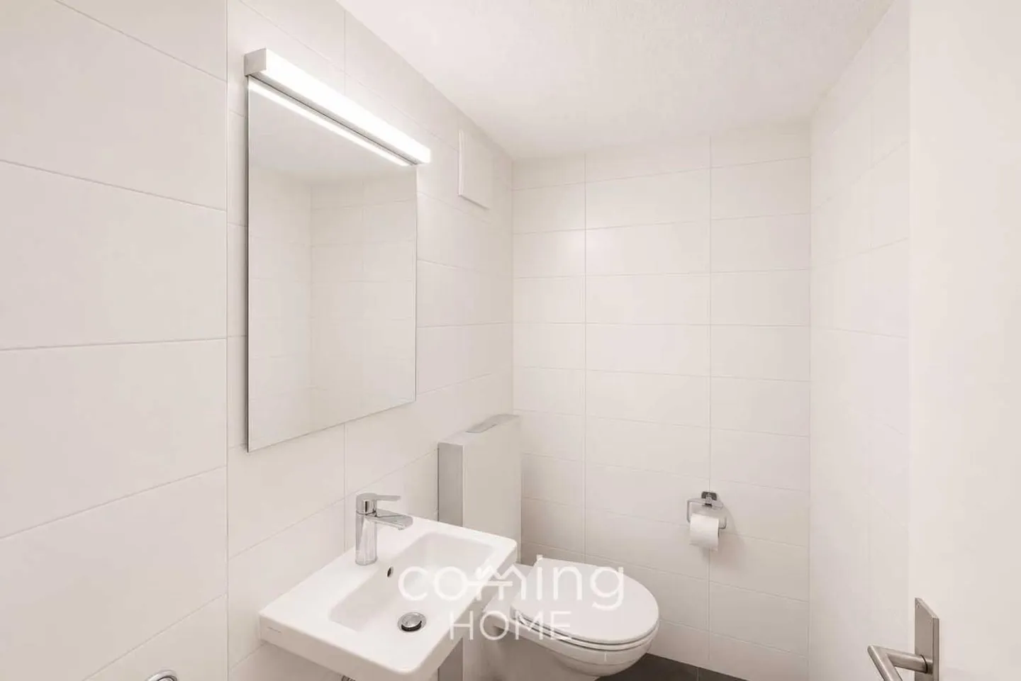 Modern 4.5 room apartment in Brig-Glis with balcony and mountain view - Photo 12 of 13