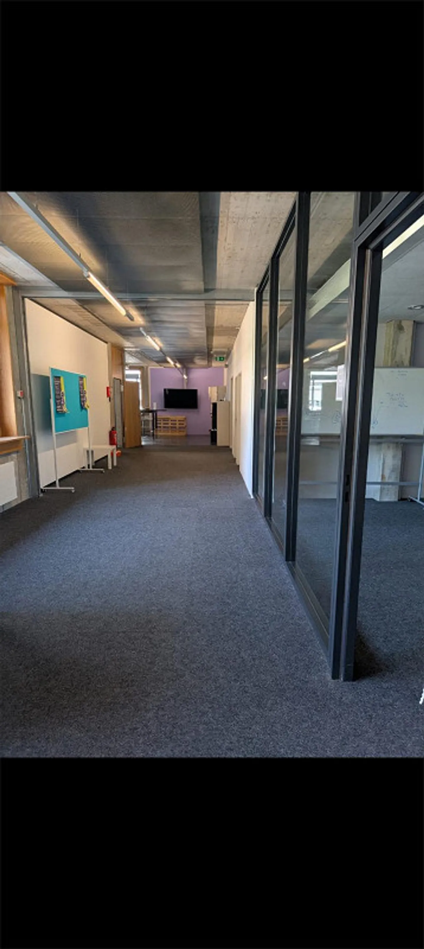 Spazio ufficio in subaffitto – Urdorf 🚀 - Foto 3 di 14