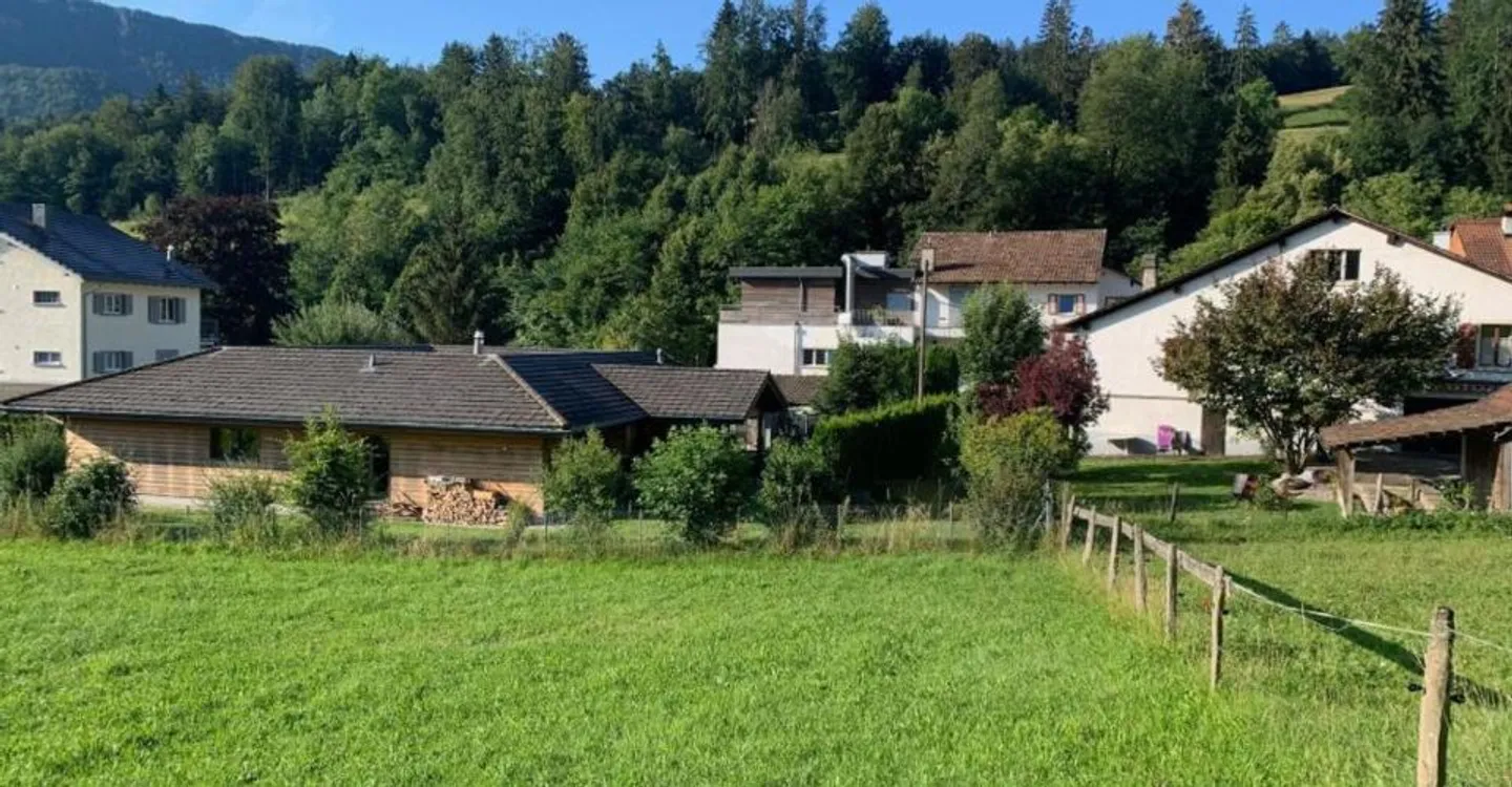 The Art of Living Naturally: A Timeless Residence in Perrefitte - Photo 5 of 13