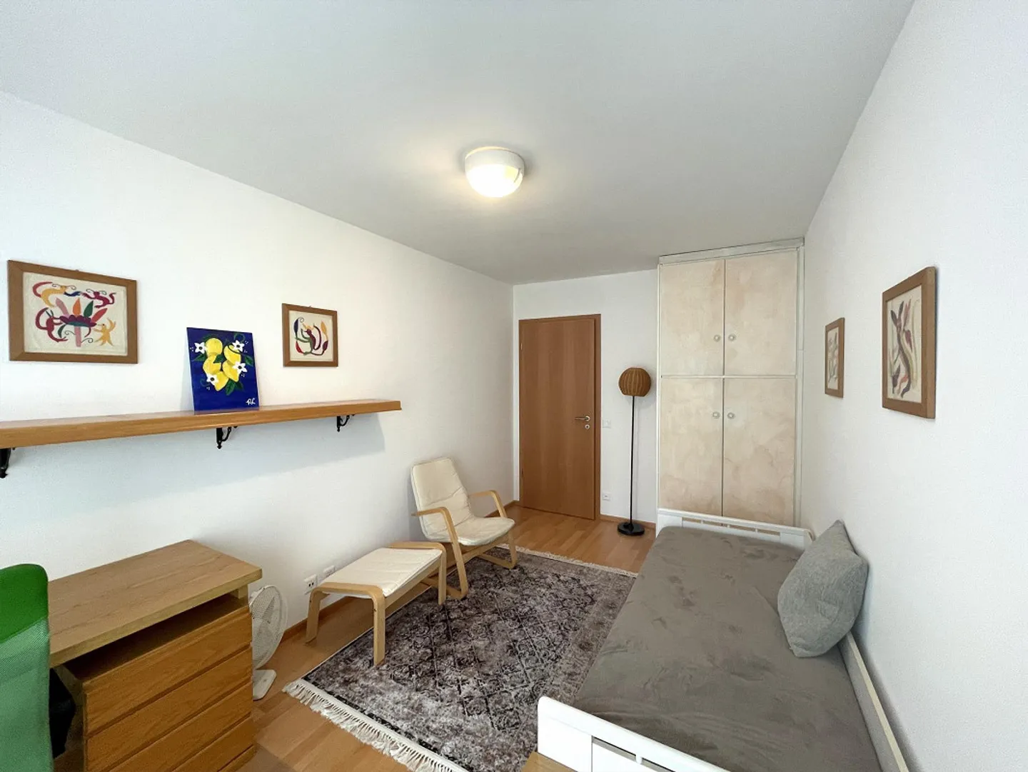 APPARTEMENT MEUBLÉ 3.5 PIÈCES AVEC JARDIN PRIVÉ - Photo 10 sur 13
