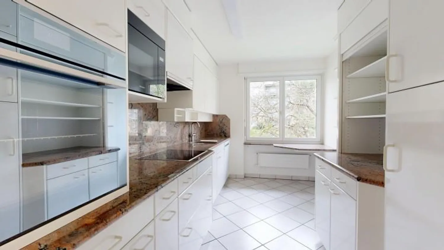 Charming 5-room apartment with lake view in Thalwil - Photo 5 of 10