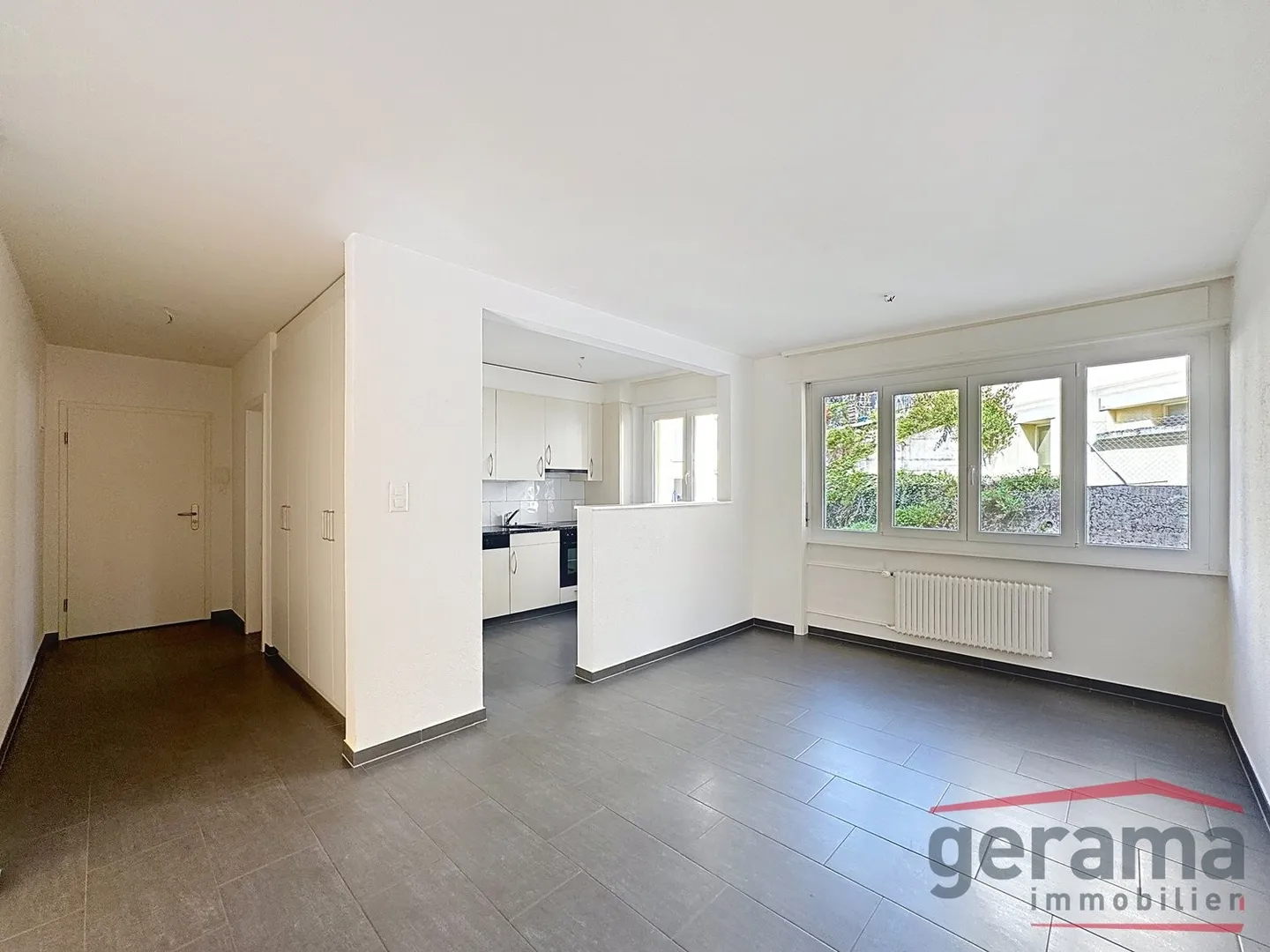 Charming 3.5-room apartment in Fribourg - Photo 2 of 6