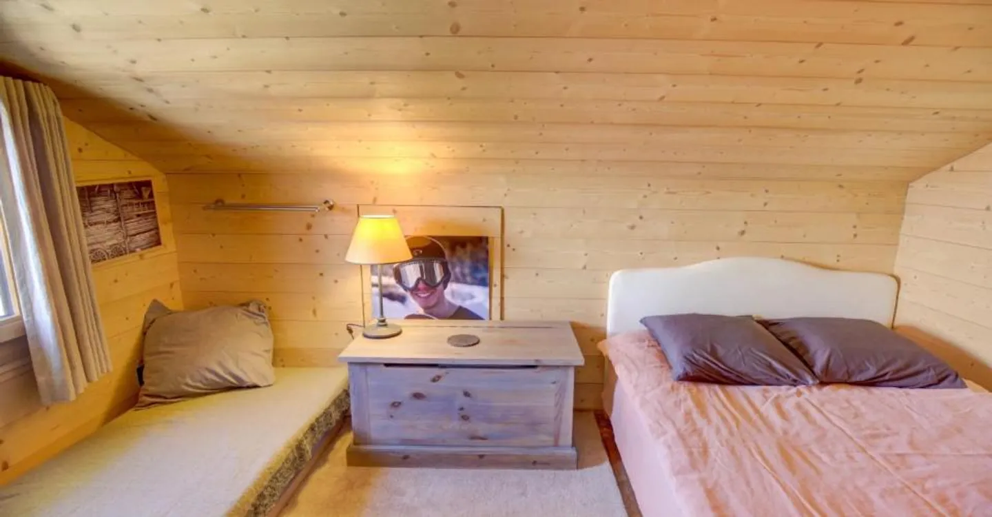Dans le vieux village de Nendaz, maison jumelée de grand caractère! - Photo 9 sur 13