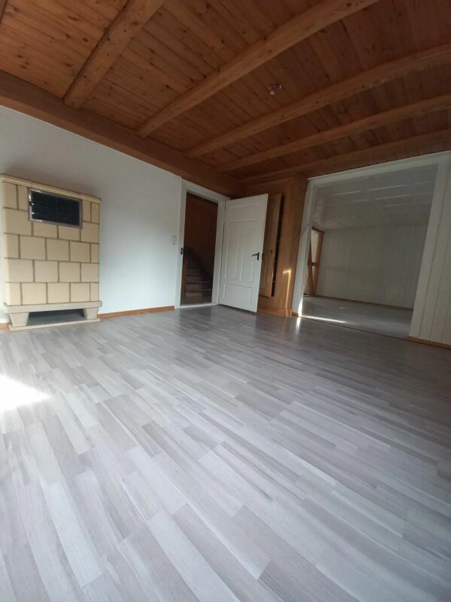 Casa accogliente di 6,5 stanze con garage - Foto 4 di 18