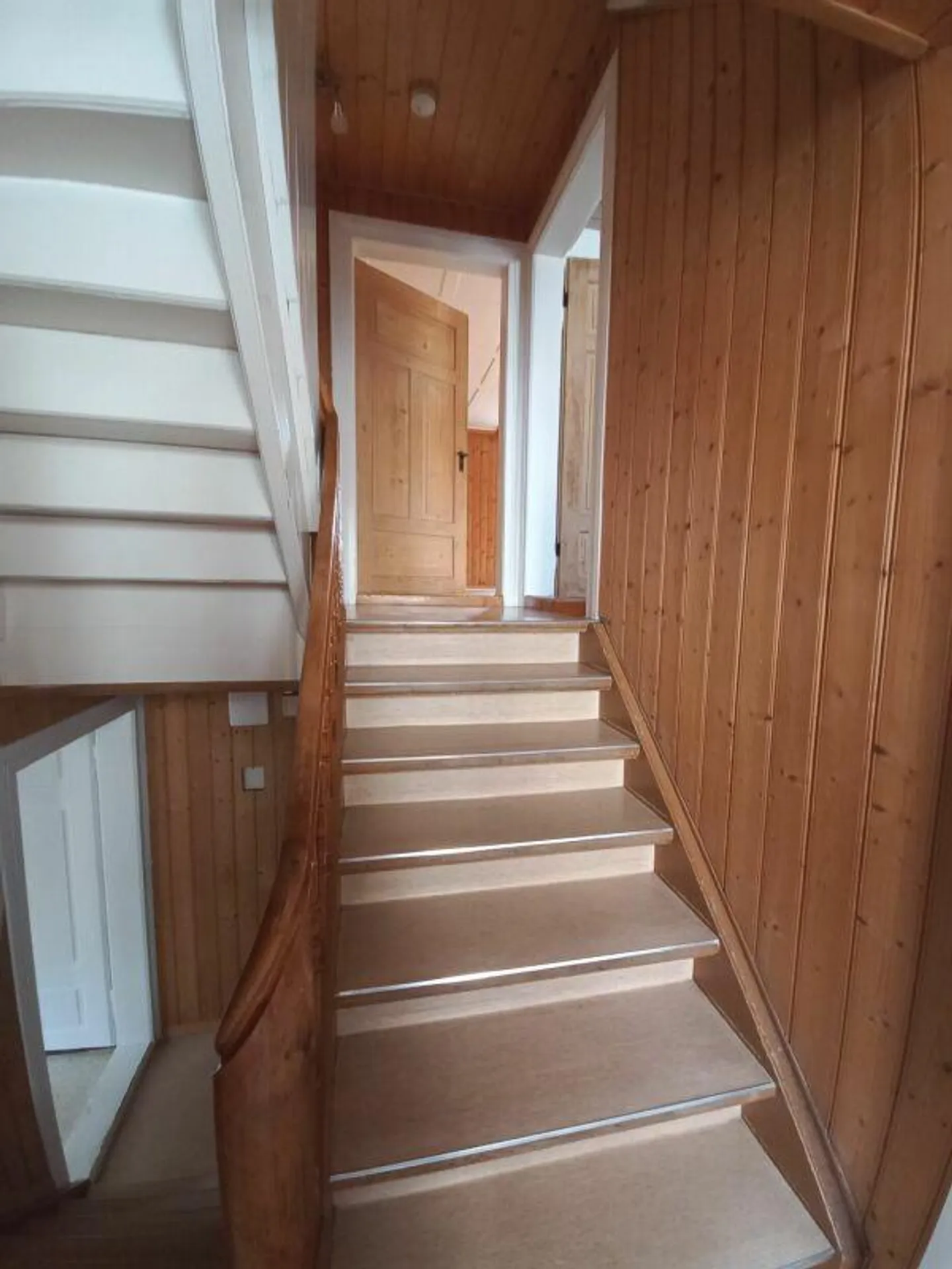 Casa accogliente di 6,5 stanze con garage - Foto 13 di 18