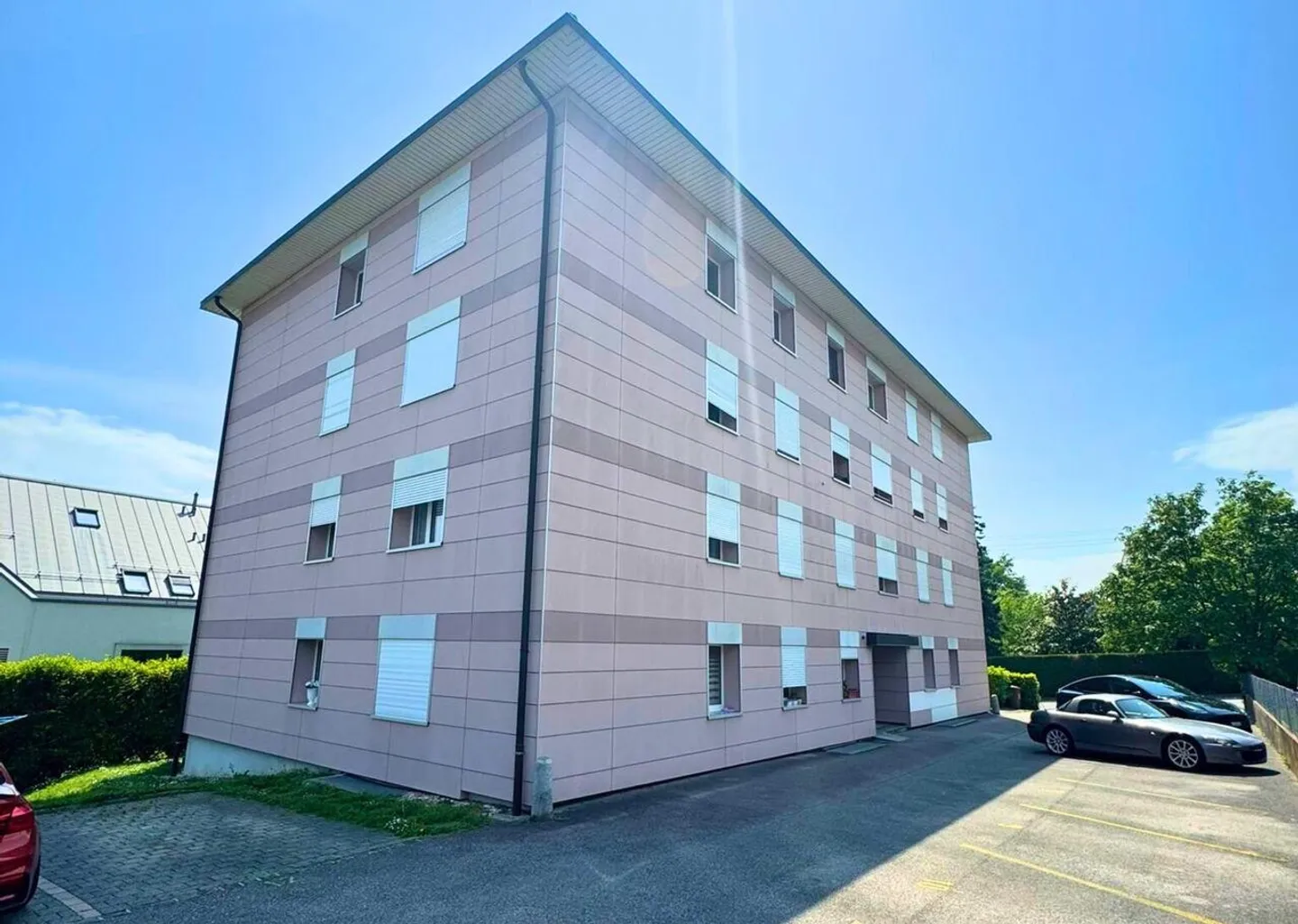 For rent - Charming studio in Rolle - Photo 3 of 3