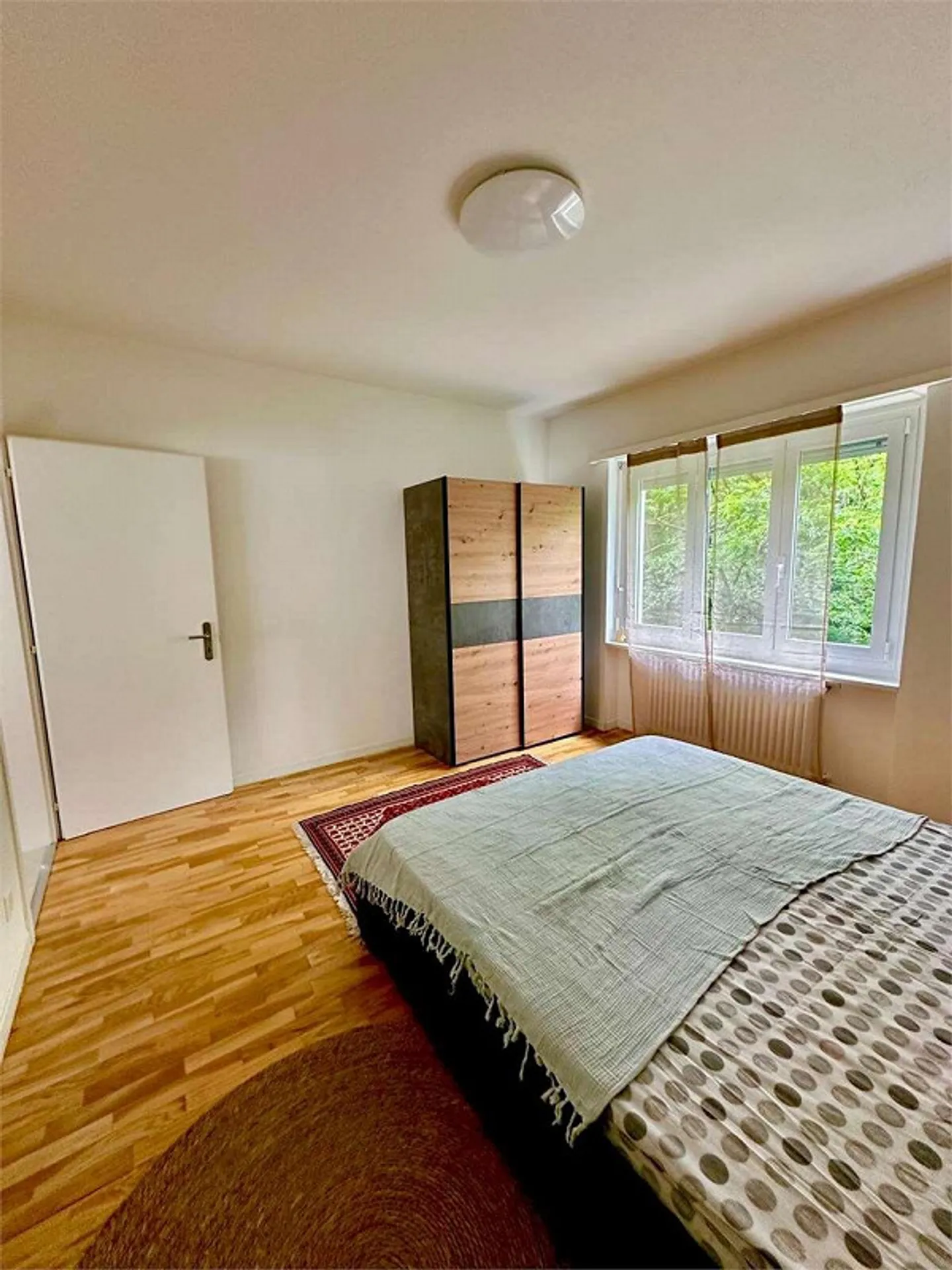 Appartement romantique et moderne de 2,5 pièces à Arzo - Photo 7 sur 13