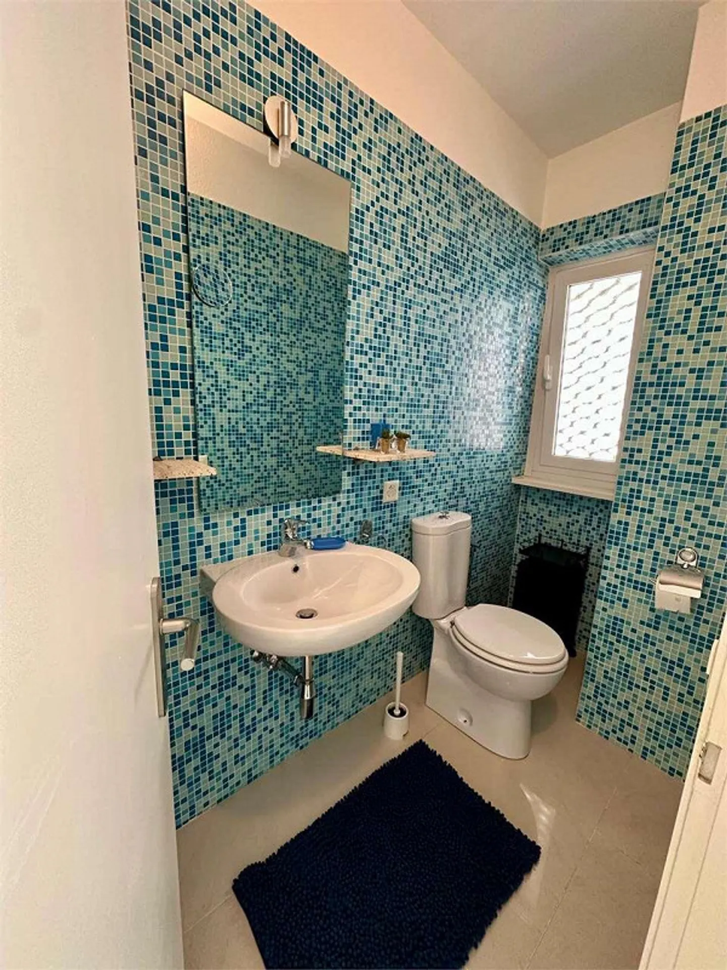 Appartement romantique et moderne de 2,5 pièces à Arzo - Photo 8 sur 13