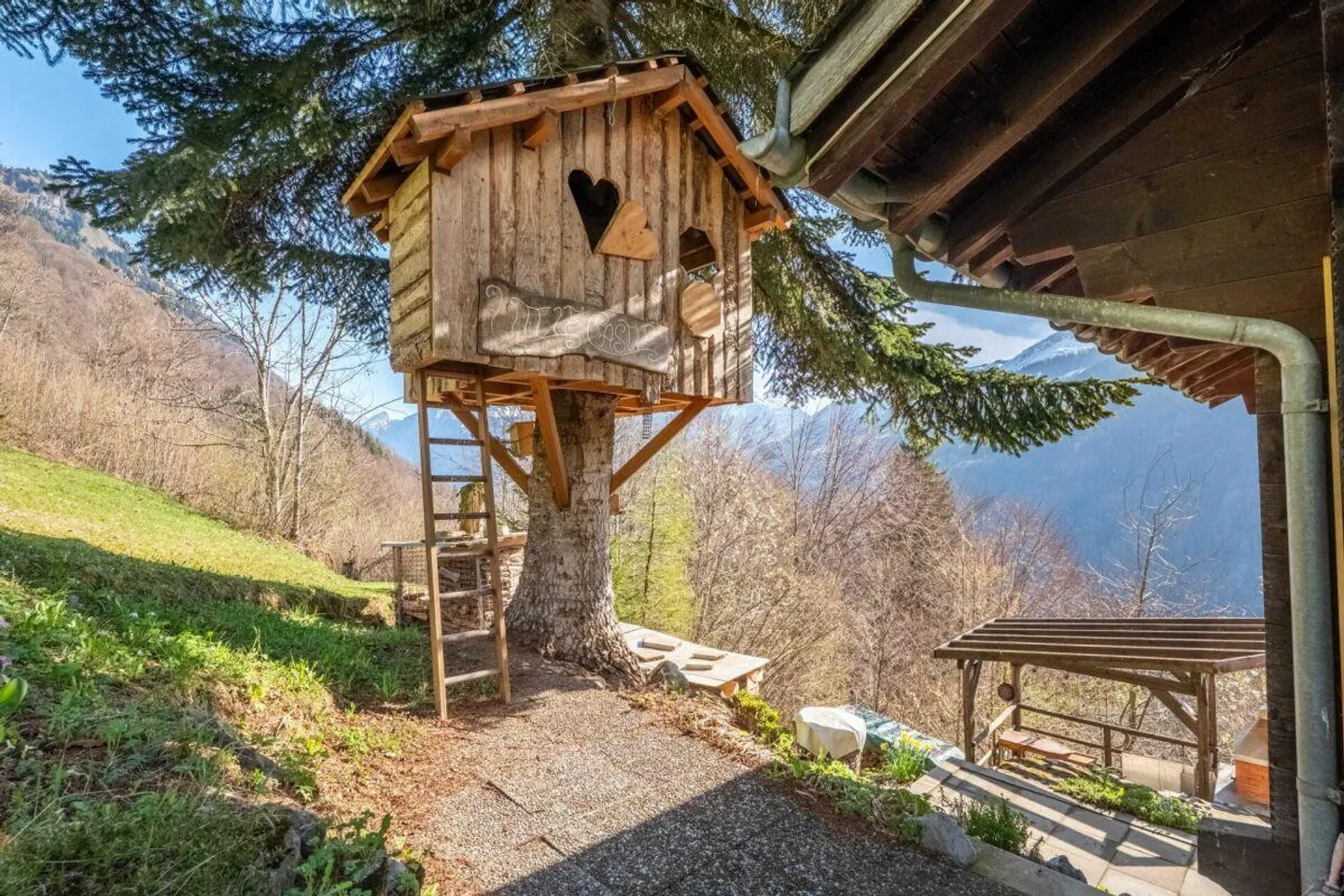 Chalet dans un monde montagnard idyllique - Photo 9 sur 10