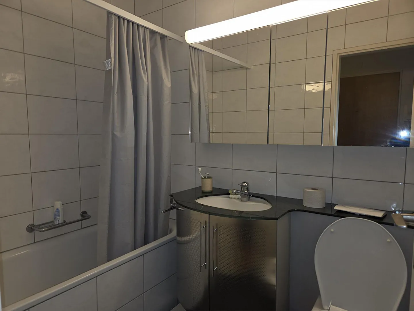 Cozy and modern 1.5-room apartment with balcony - Photo 4 of 6