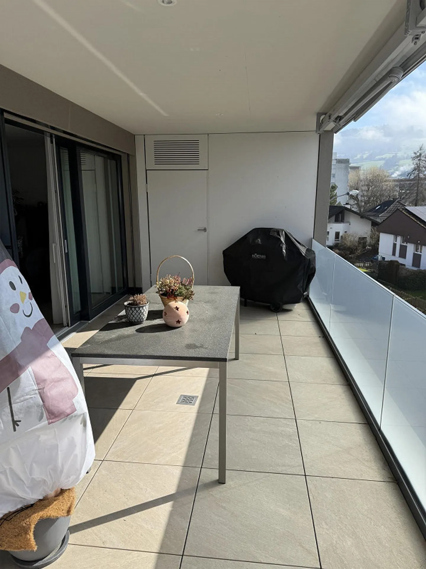 Appartamento 4.5 stanze vicino al centro - in una posizione tranquilla - Foto 8 di 9