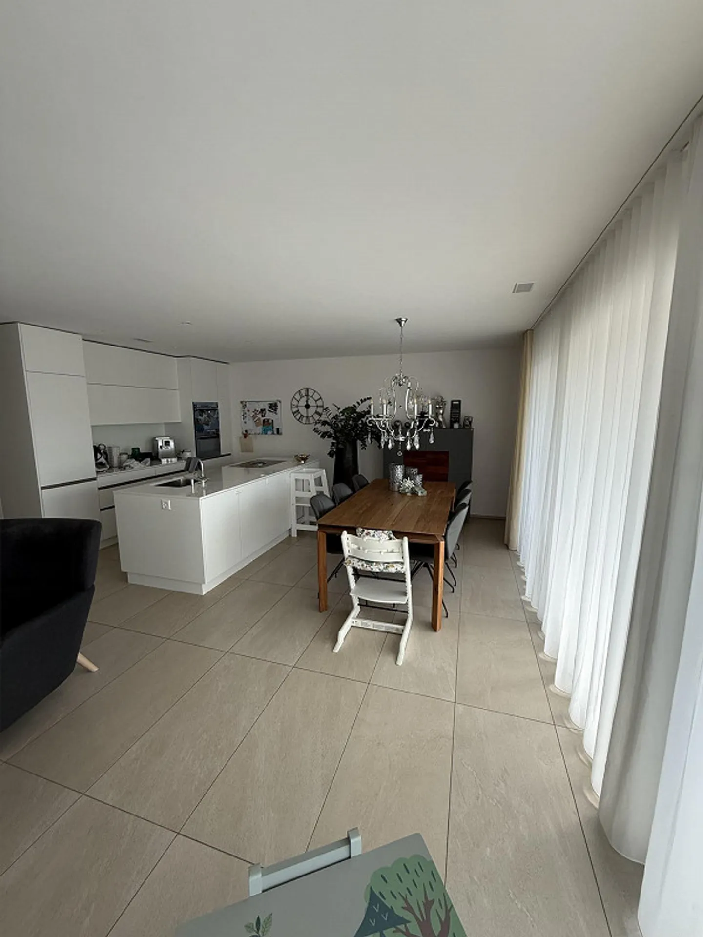 Appartamento 4.5 stanze vicino al centro - in una posizione tranquilla - Foto 4 di 9