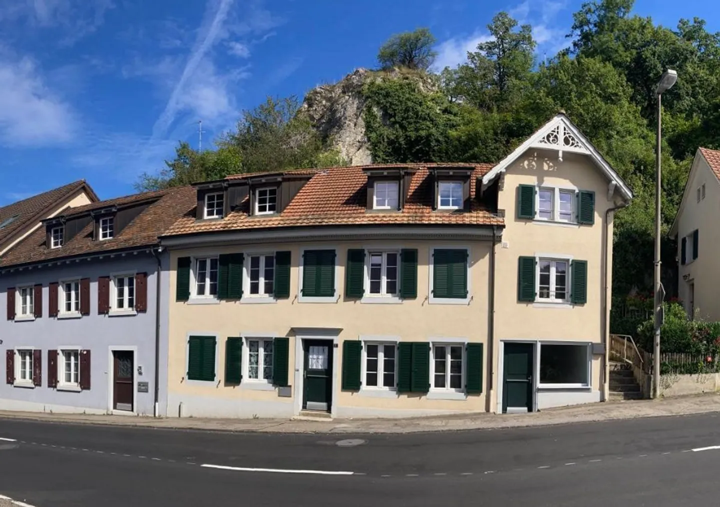 Helle und praktische 1-Zimmer-Wohnung in zentraler Lage in Flüh - Foto 1 von 6