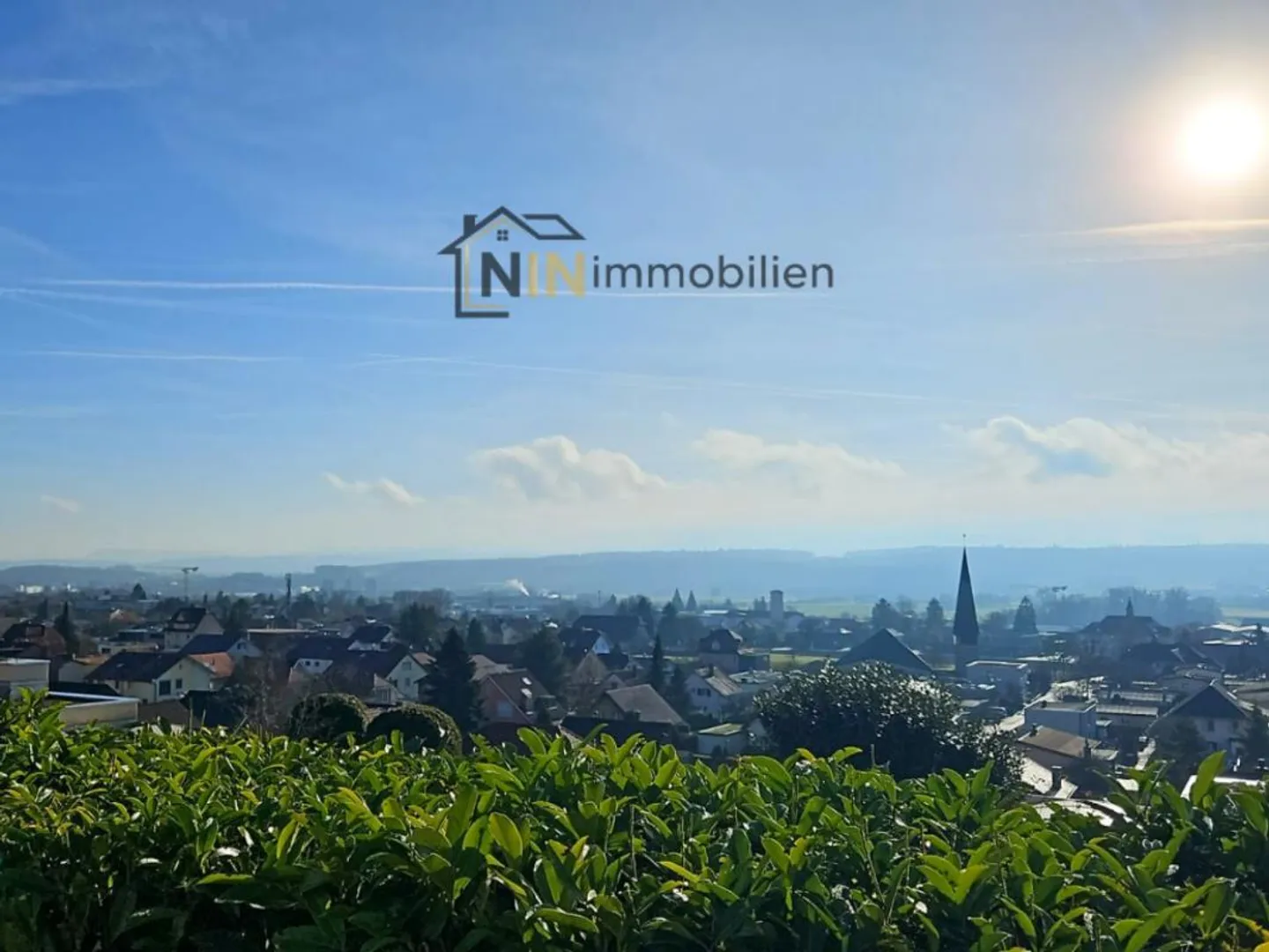 EXKLUSIV MIT ALPENBLICK, TERRASSE UND CHEMINÉE - Foto 1 von 7