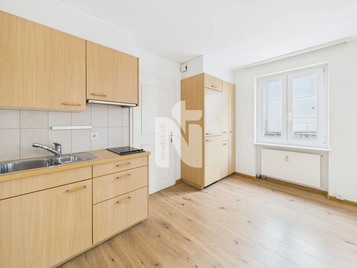 Helle und praktische 1-Zimmer-Wohnung in zentraler Lage in Flüh - Foto 3 von 6