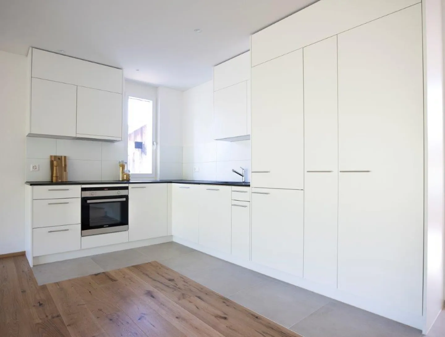 Appartamento duplex luminoso e moderno in una posizione tranquilla - Foto 2 di 12