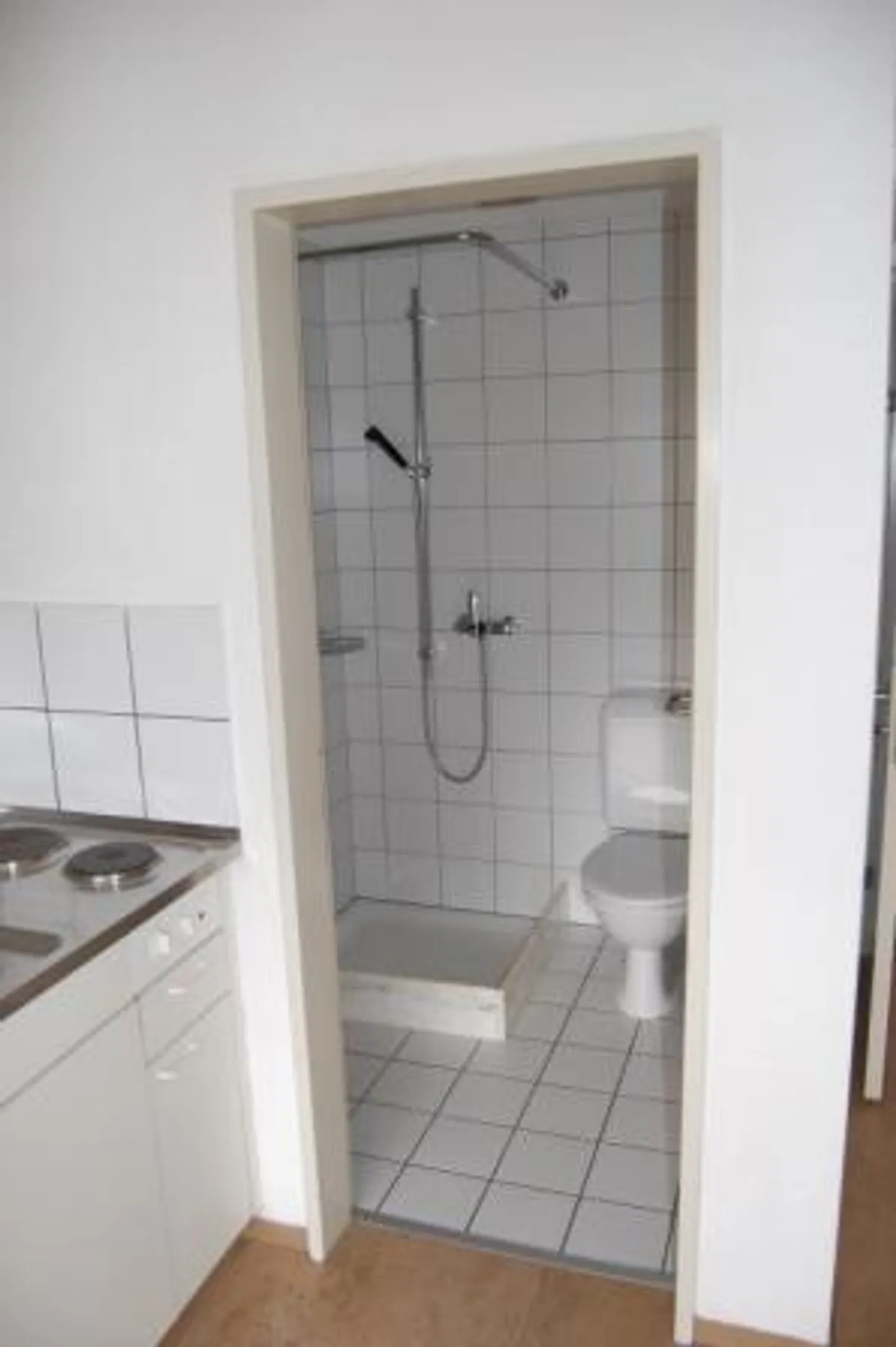 Preiswertes 1-Zimmerstudio im Kanton Zug - Foto 4 von 4