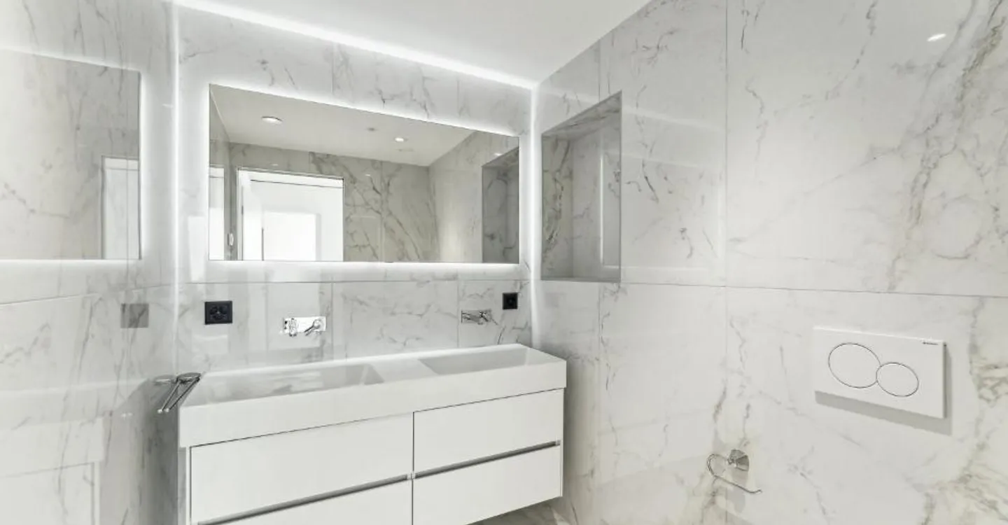 Luxury Apartment with Fitness Room - Photo 4 of 8