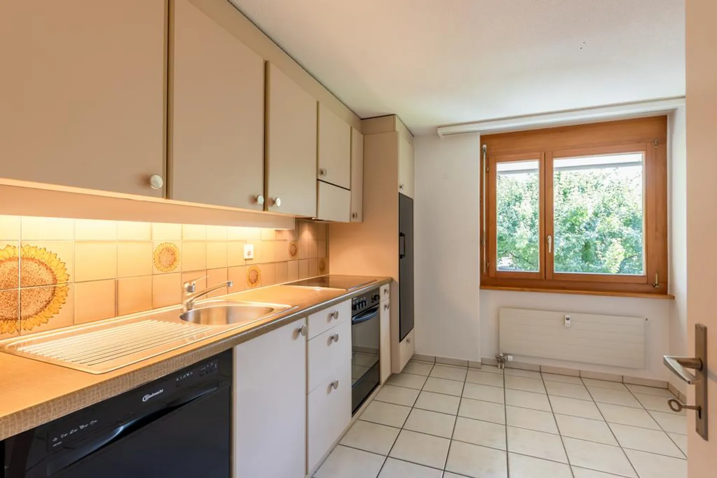Family-friendly apartment in a quiet location - Photo 2 of 10