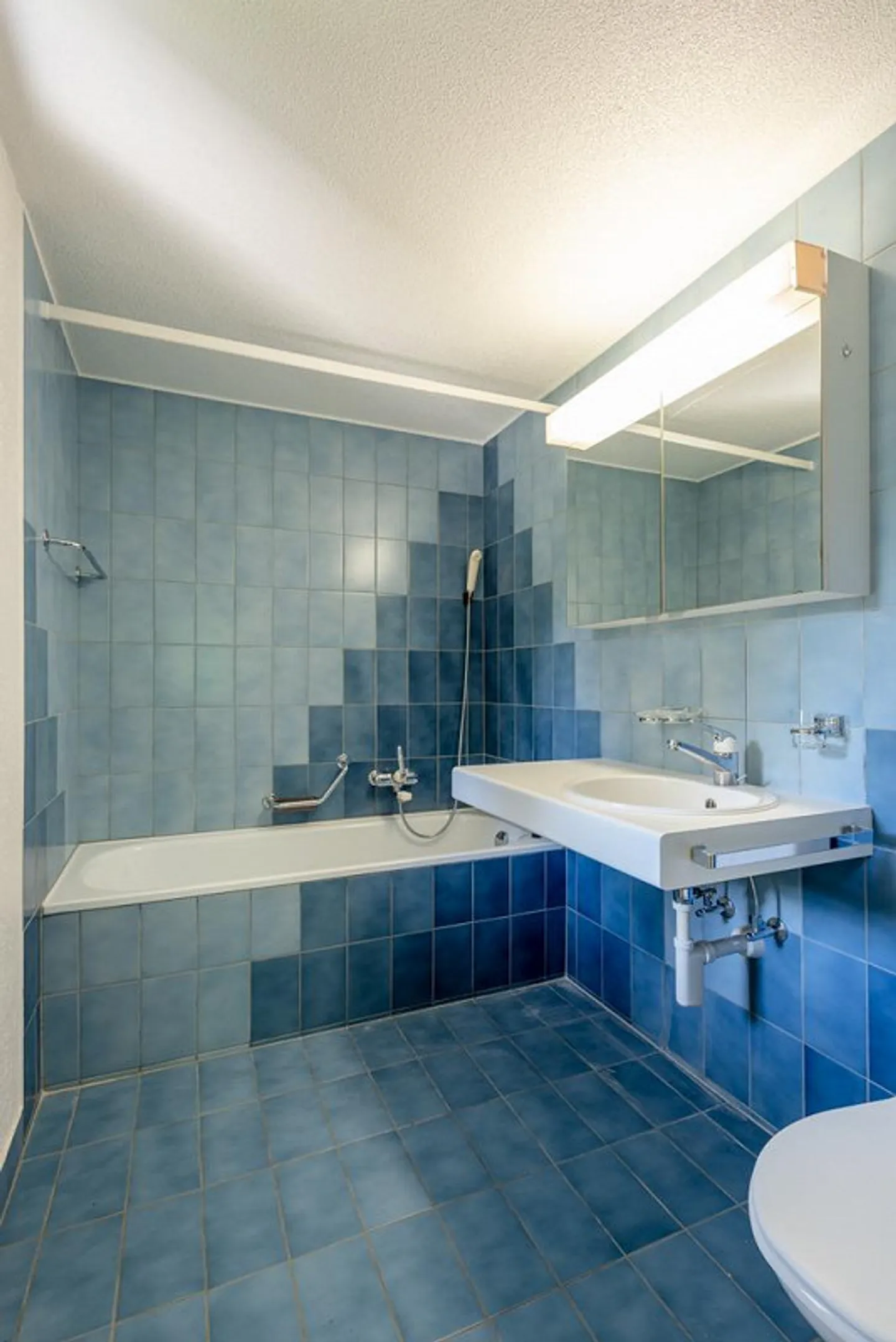 Family-friendly apartment in a quiet location - Photo 3 of 10
