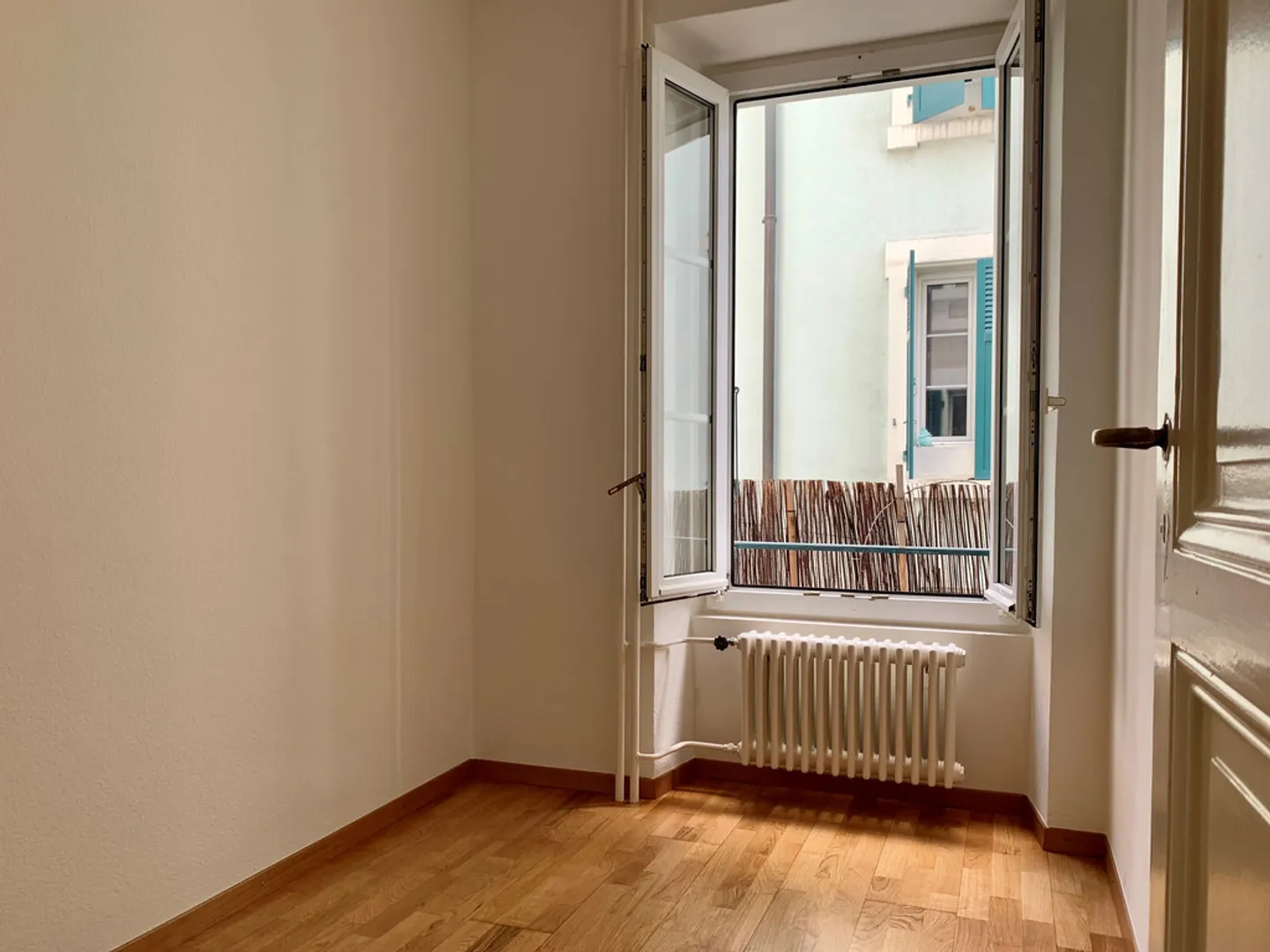 3-room apartment on the ground floor - 1004 Lausanne - Photo 4 of 9
