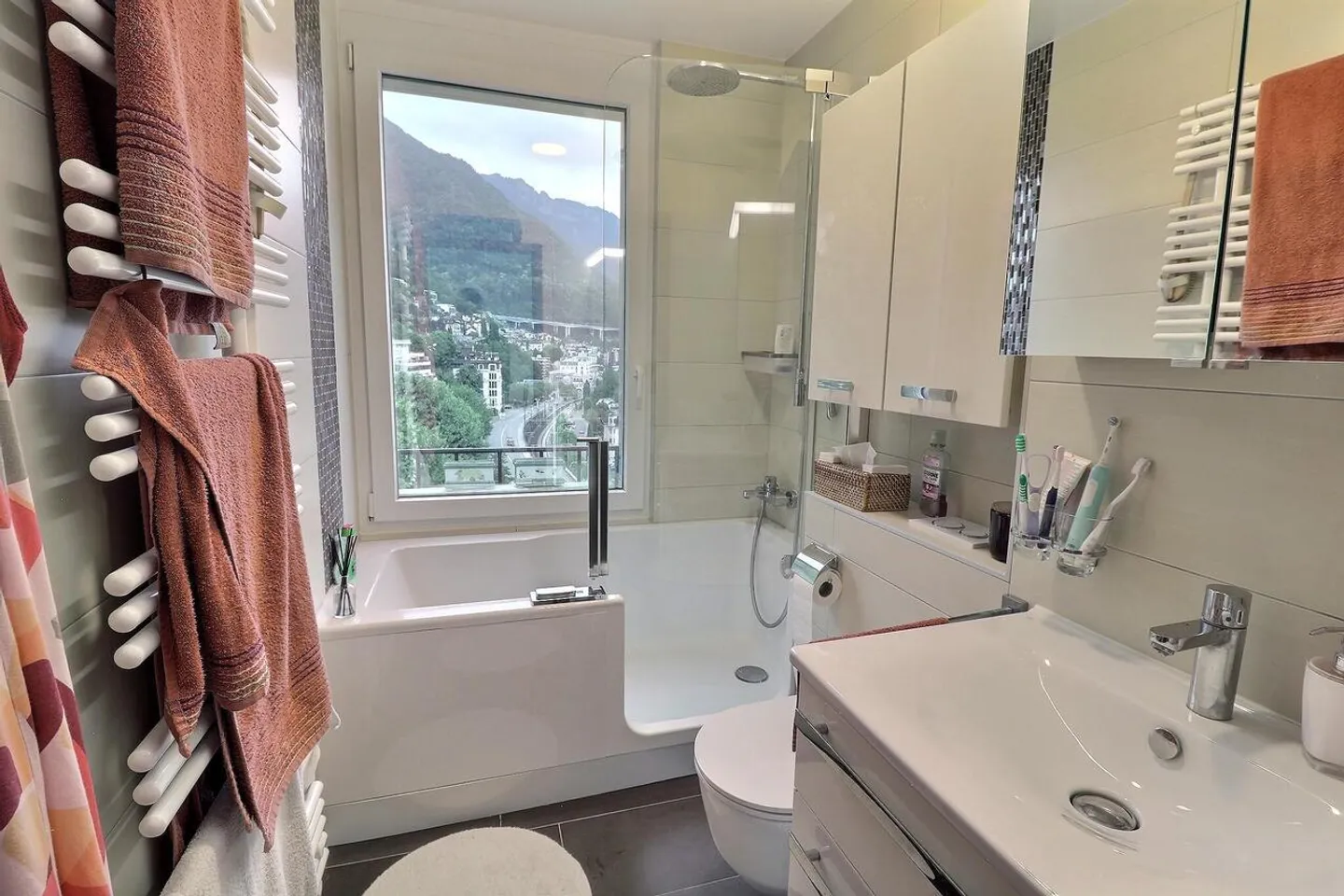 Appartement in Barzahlung bewohnt ohne Rente Außergewöhnliche Aussicht auf den See in Territet (VD) - Foto 11 von 14