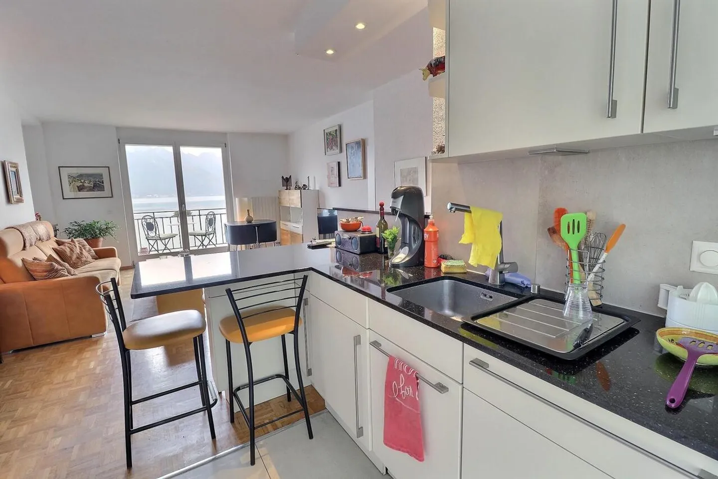 Appartement in Barzahlung bewohnt ohne Rente Außergewöhnliche Aussicht auf den See in Territet (VD) - Foto 5 von 14