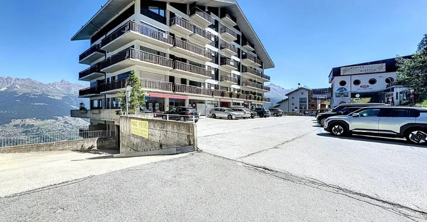 Questo appartamento arredato ai piedi delle piste ti aspetta. Residenza secondaria o p - Foto 1 di 7