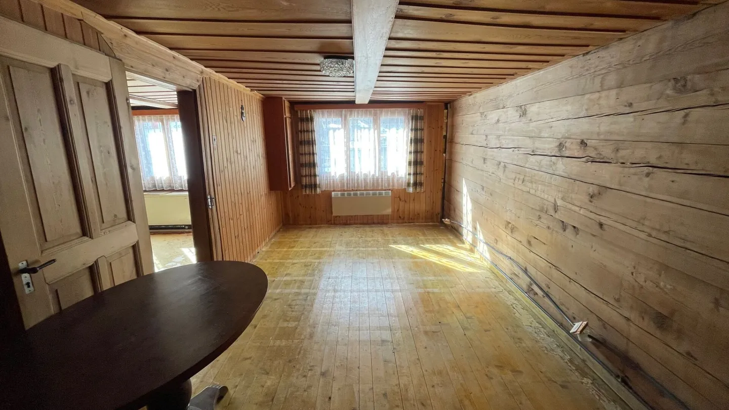 Appartamento tradizionale di 2,5 stanze in una vecchia casa del Vallese - Foto 8 di 14