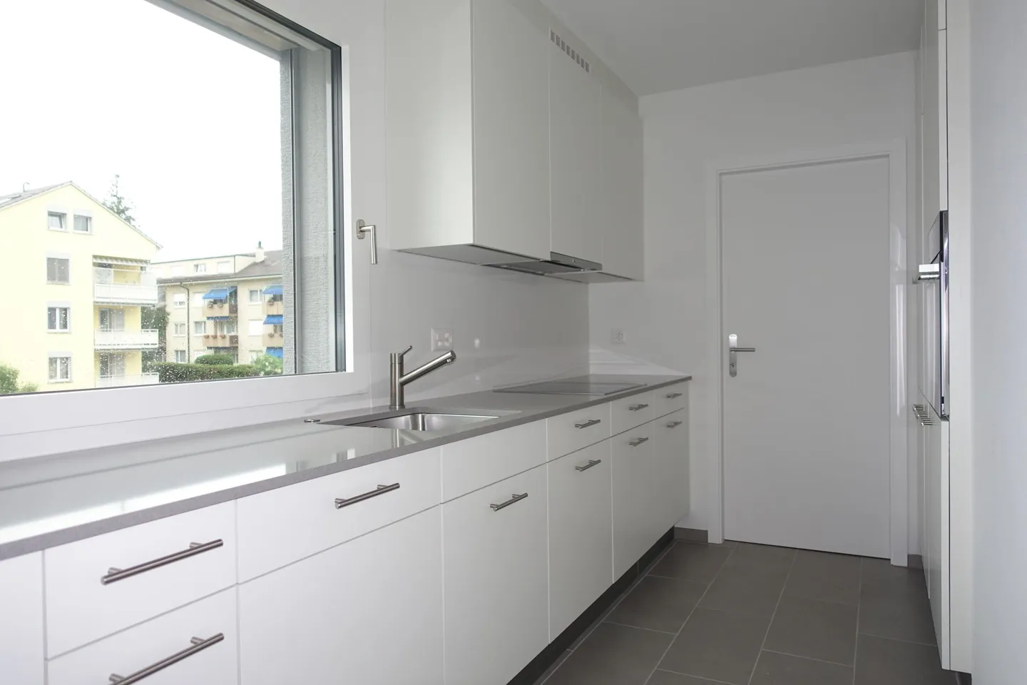 Appartamento moderno di 4,5 locali a Reinach - Foto 3 di 18