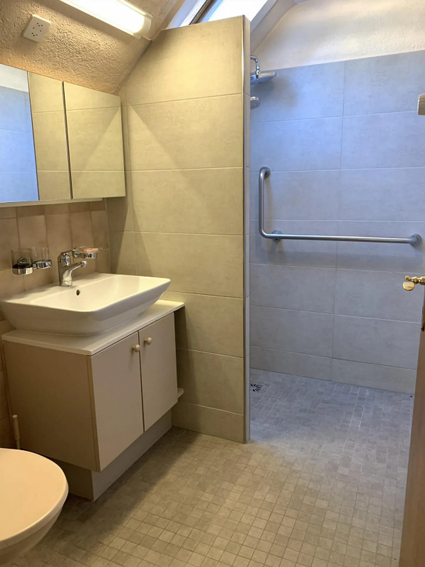 Charmante maison individuelle avec 5½ pièces - Photo 6 sur 23