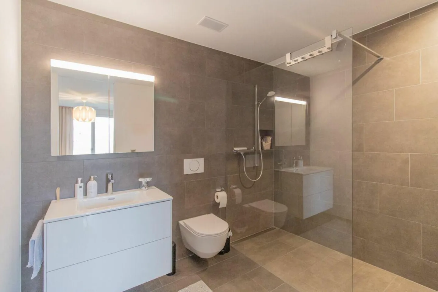 Comfort e qualità della vita - esclusivo appartamento di 3,5 stanze a Kreuzl... - Foto 7 di 14