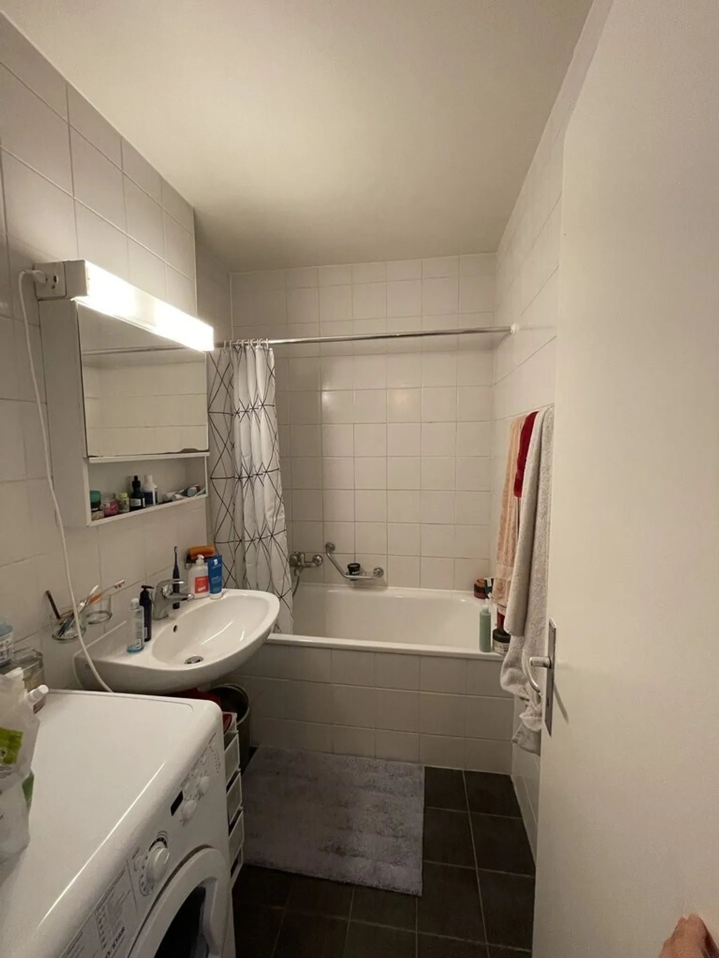 Da afferrare! Splendida sistemazione a due passi dalla metro M1! - Foto 6 di 6