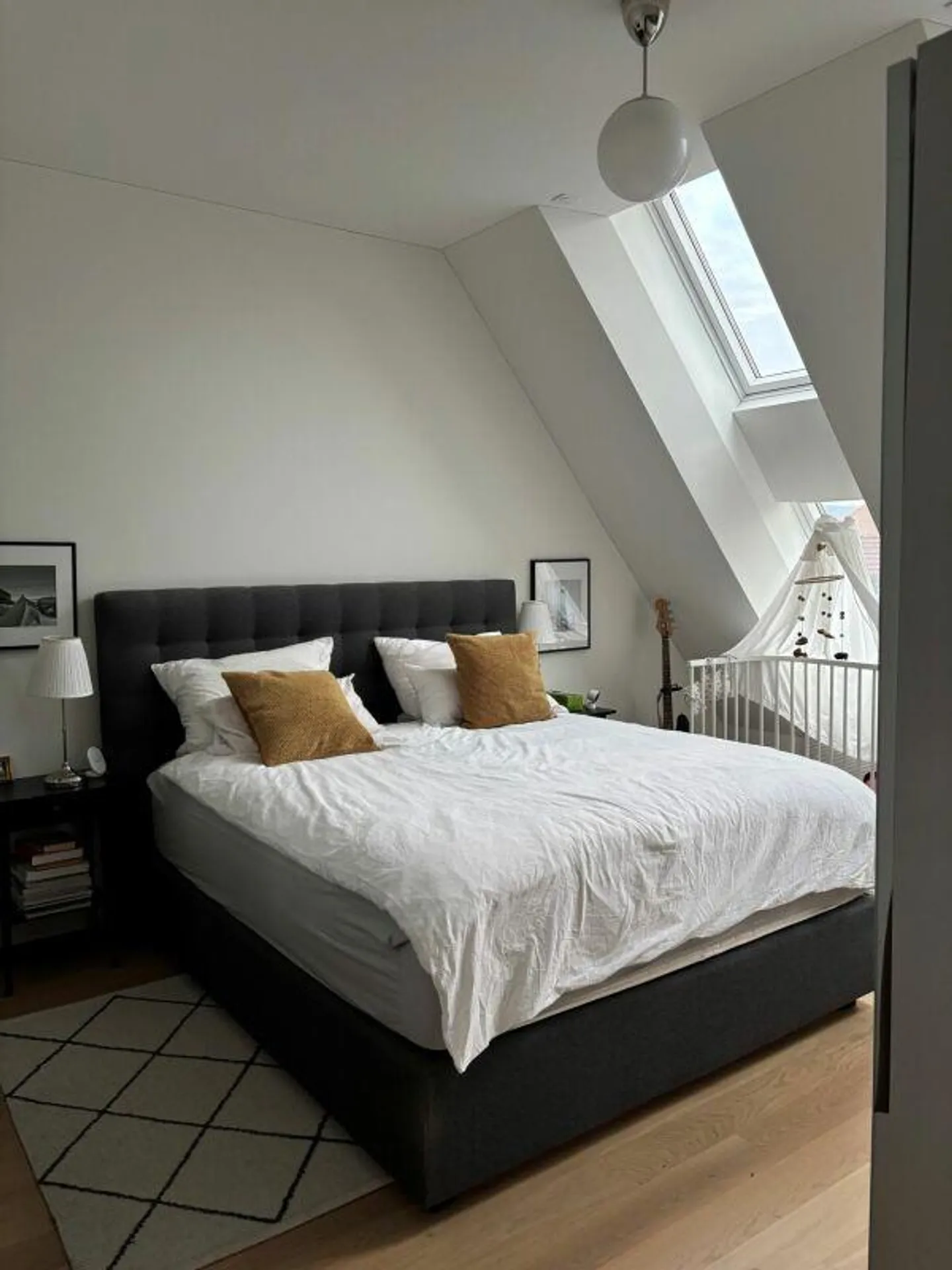 Moderne Dachwohnung mit Terrasse - Foto 6 von 11