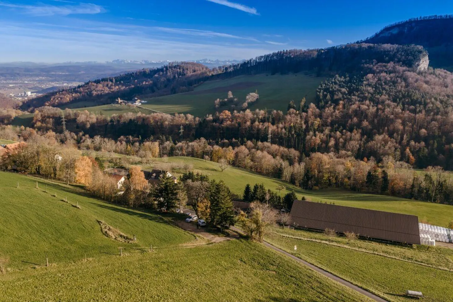 Property in the idyllic hamlet of Hauenstein-Ifenthal - Photo 4 of 9