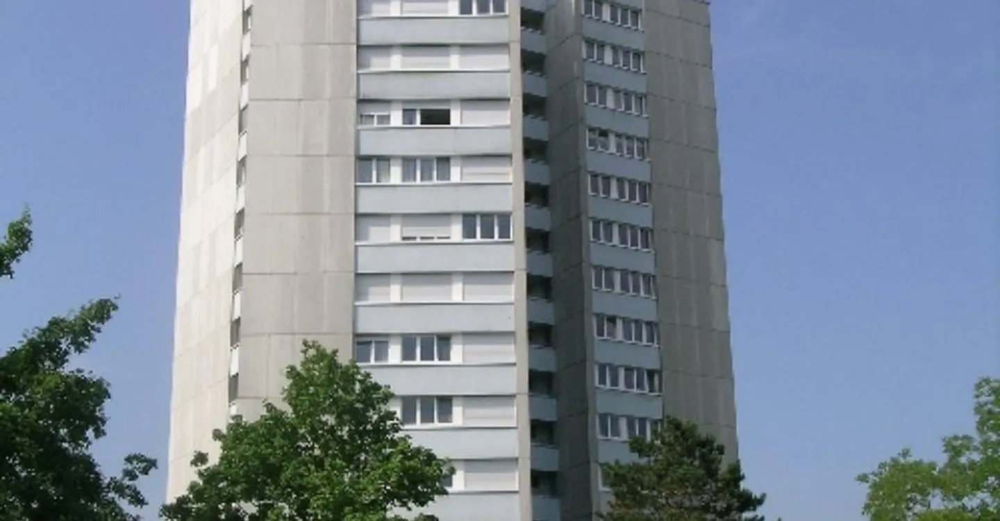 Vous cherchez une place de parking ? - Photo 1 sur 1