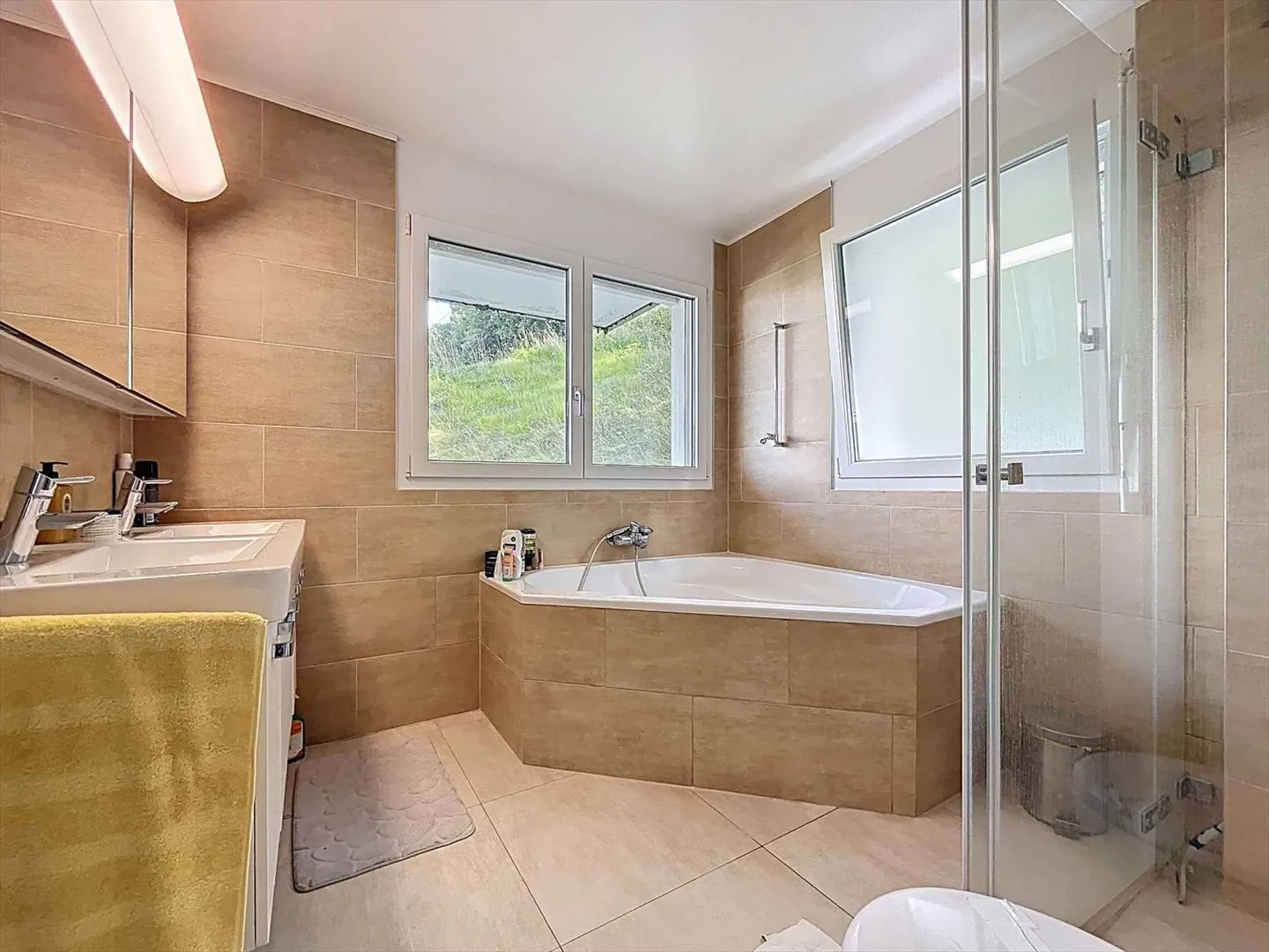 Villa for the family with panoramic views of the lake and the Alps - Photo 8 of 11