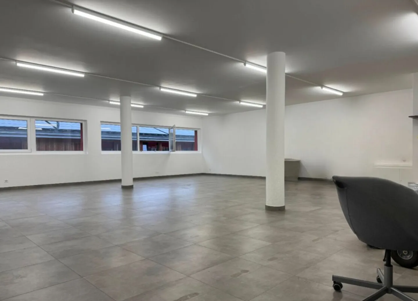 Commercial/Bureau 1.5 pièces 156.35 m2 à Puidoux-Gare - Photo 4 sur 10