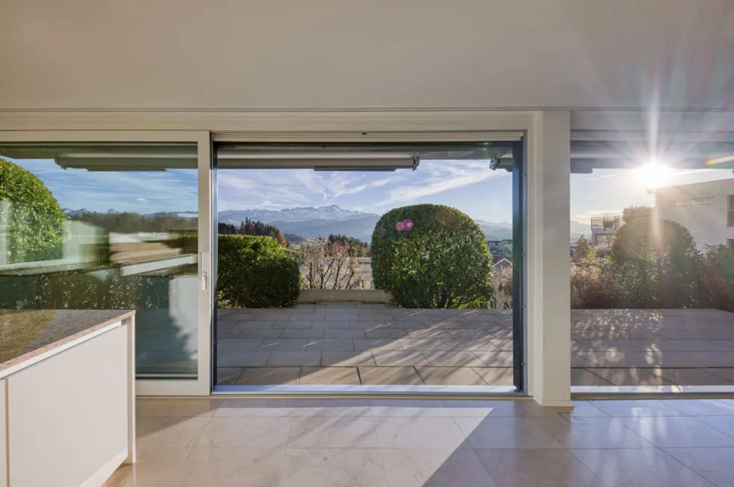 Appartement en terrasse avec vue imprenable sur l'Alpstein - Photo 2 sur 15