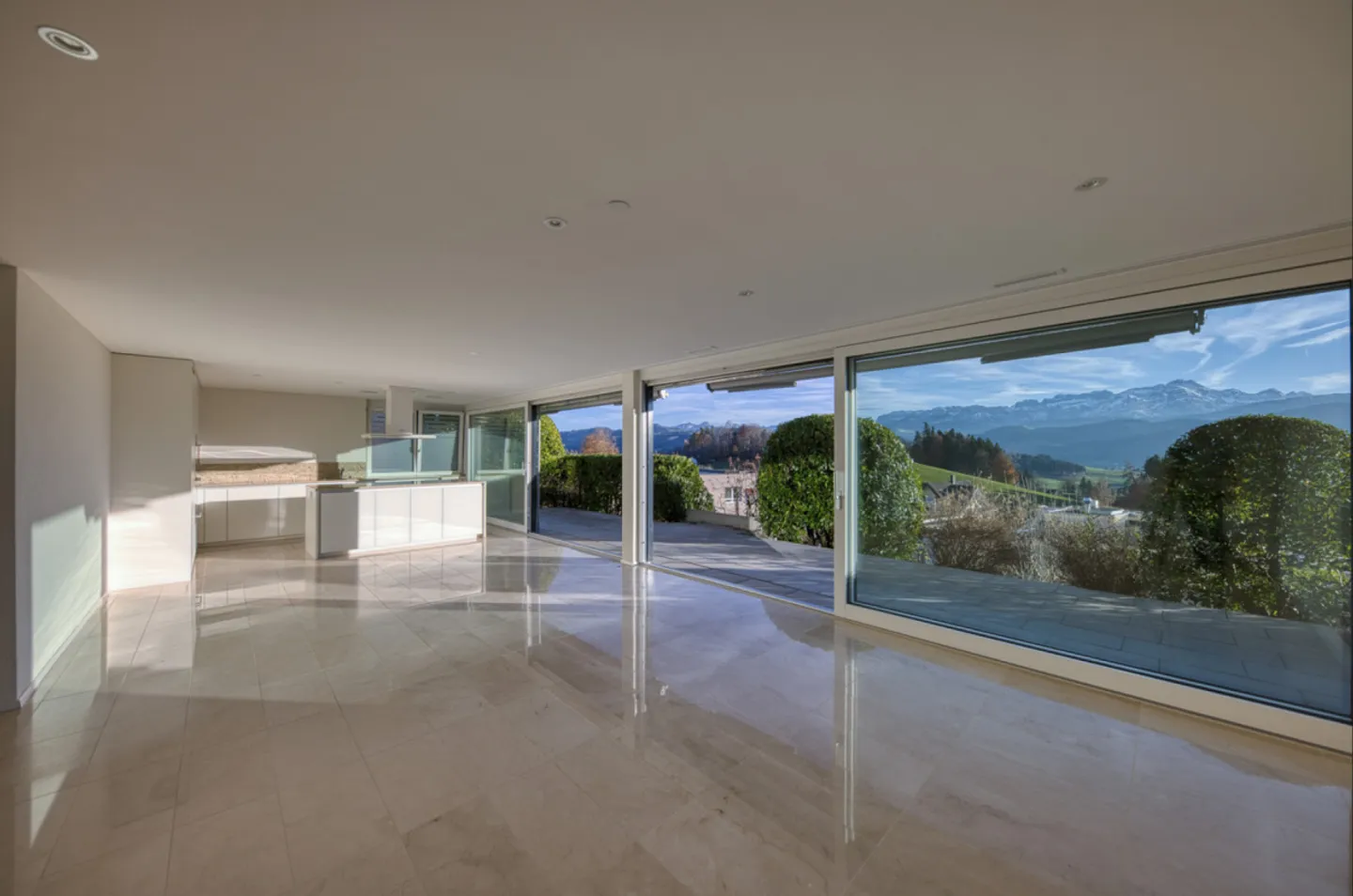 Appartement en terrasse avec vue imprenable sur l'Alpstein - Photo 3 sur 15