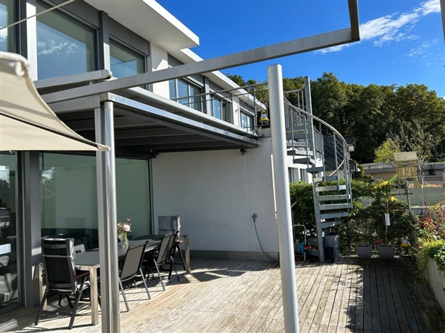 Camere moderne e arredate con stile in affitto - Foto 4 di 6