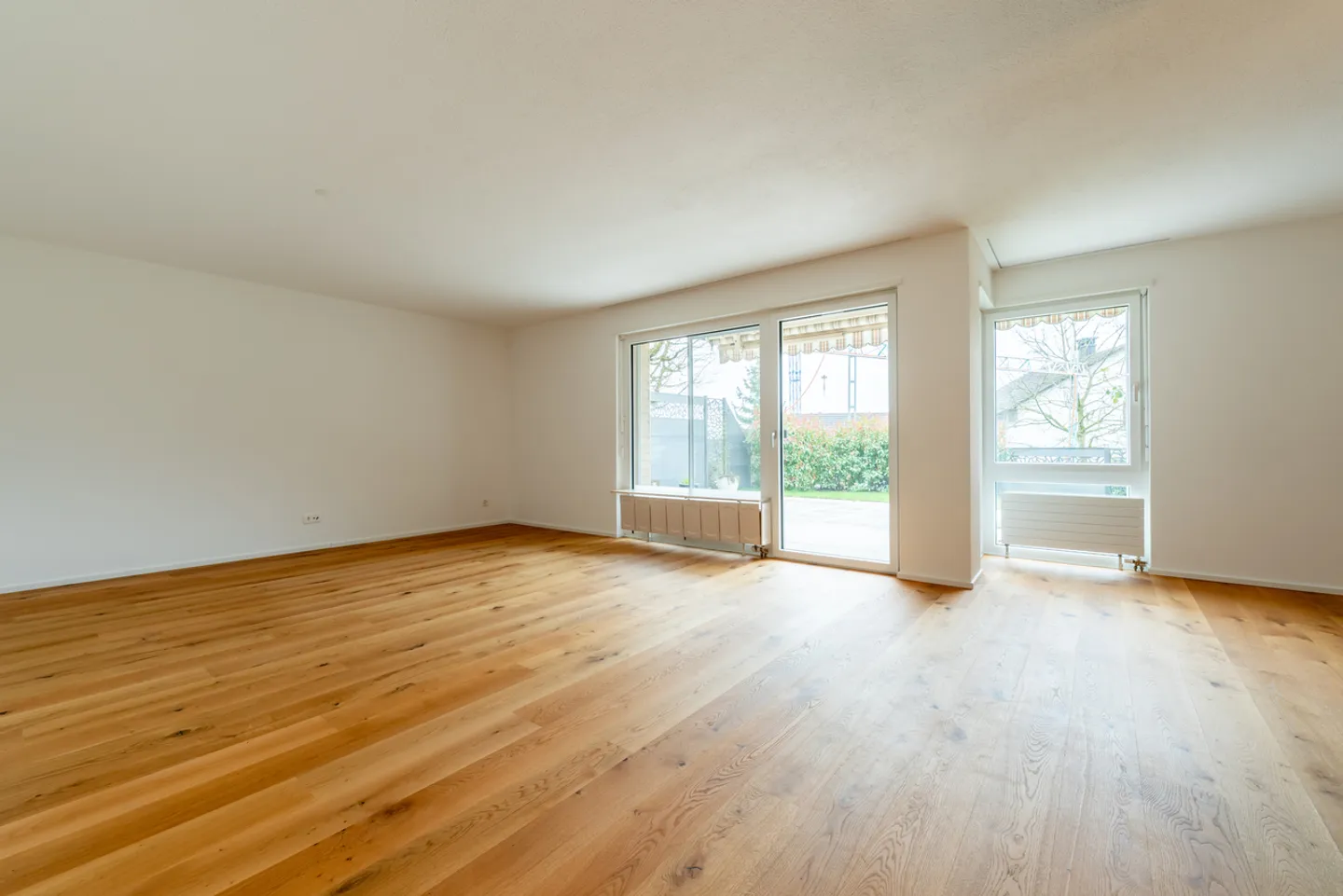 Wonderful 4.5-room semi-detached family house in Auenstein AG - Photo 3 of 20