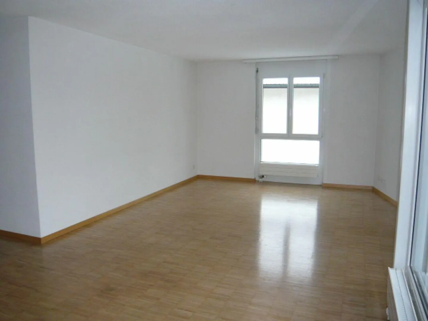 Appartement lumineux de 3,5 pièces à louer - Photo 2 sur 7