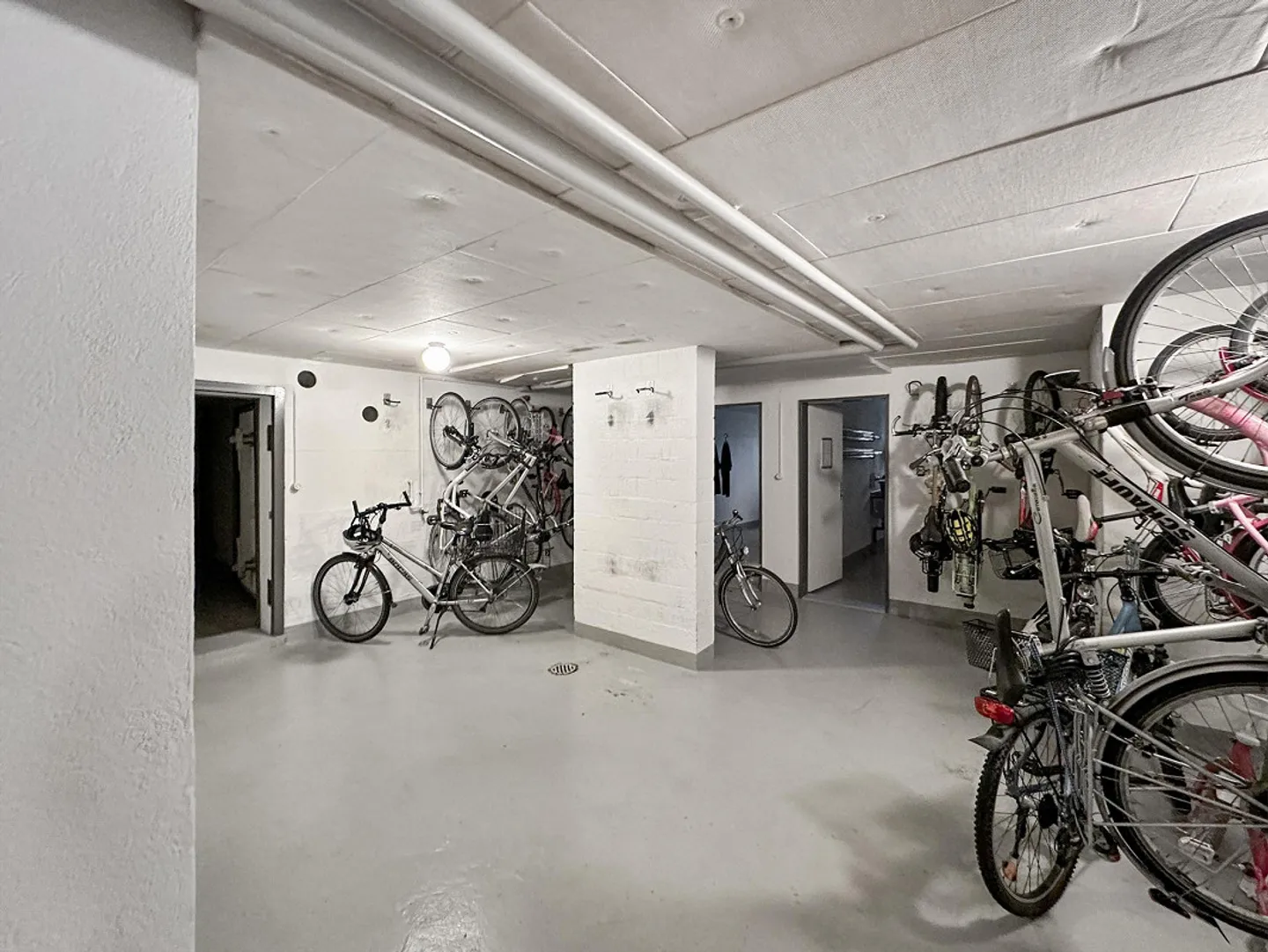 Appartement 3.5 pièces lumineux et moderne rénové à Kreuzlingen - Photo 10 sur 10