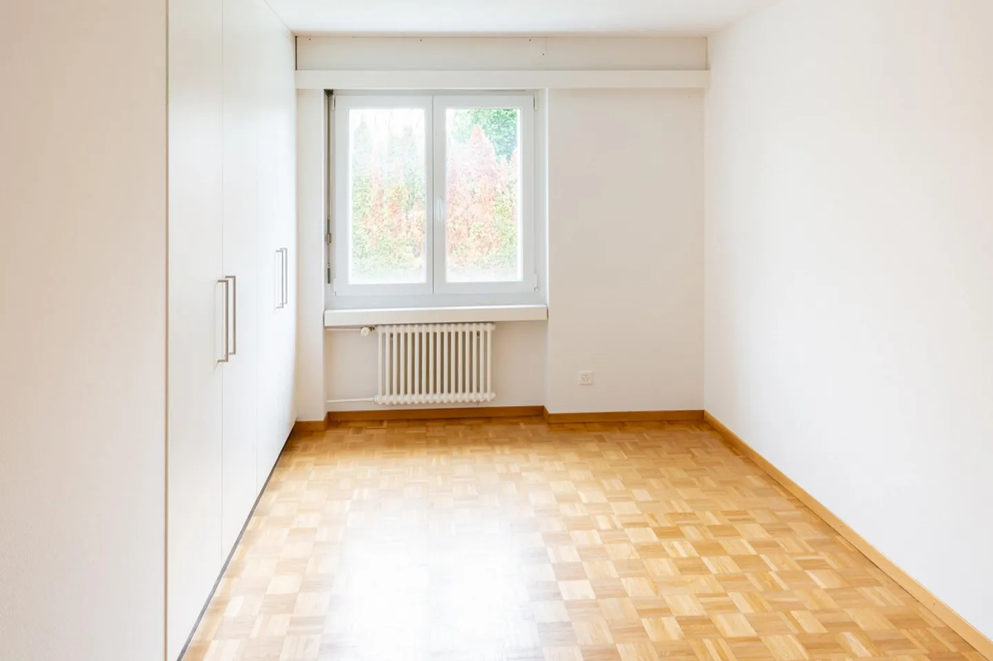 Voluminöses Einfamilienhaus mit Wellness und Poolhaus - Foto 16 von 24